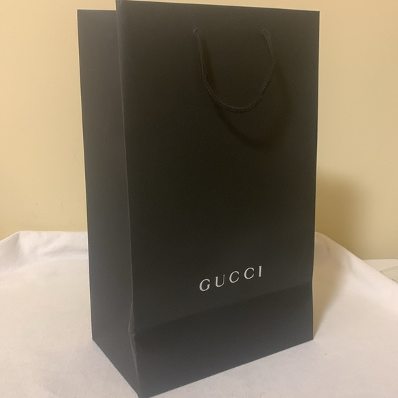 Gucci shopping bag tall paper with woven handles. - Picture 4 of 7